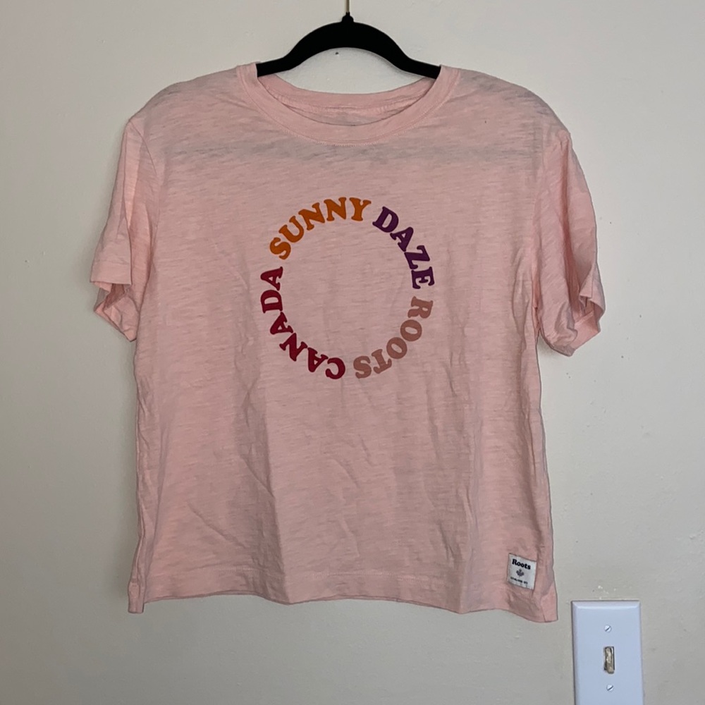 Woman’s Roots cropped tee